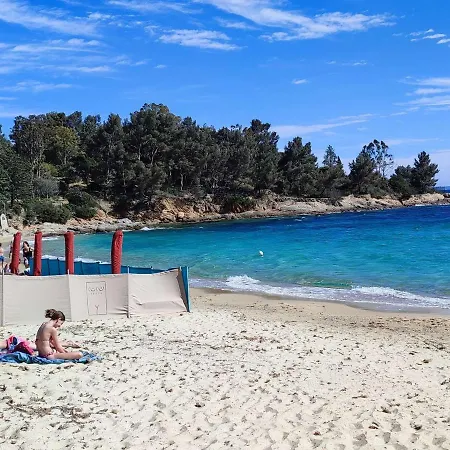 Au Lavandou Avec Terrasse, Climatisation Et Option Wi-fi - Fr-1-308-174 Villa